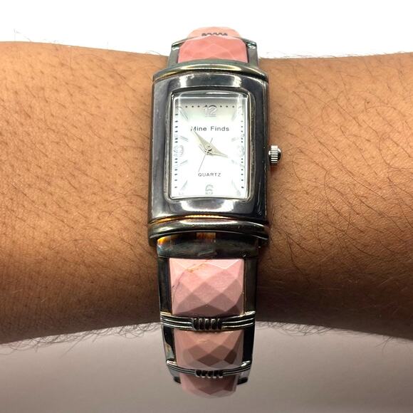 Retro Silver & Pink Watch - Picture 1 of 3